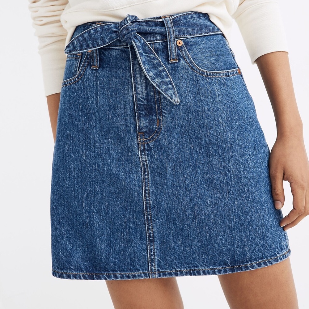 Madewell Rigid Denim Straight Mini Skirt in Haydel Wash: Tie-Waist Edition